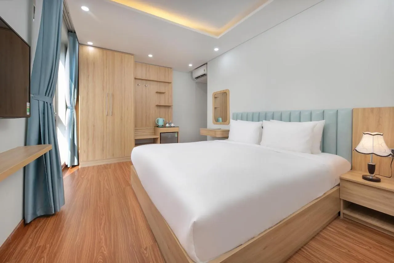Hummer Hotel & Apartment Da Nang Beach