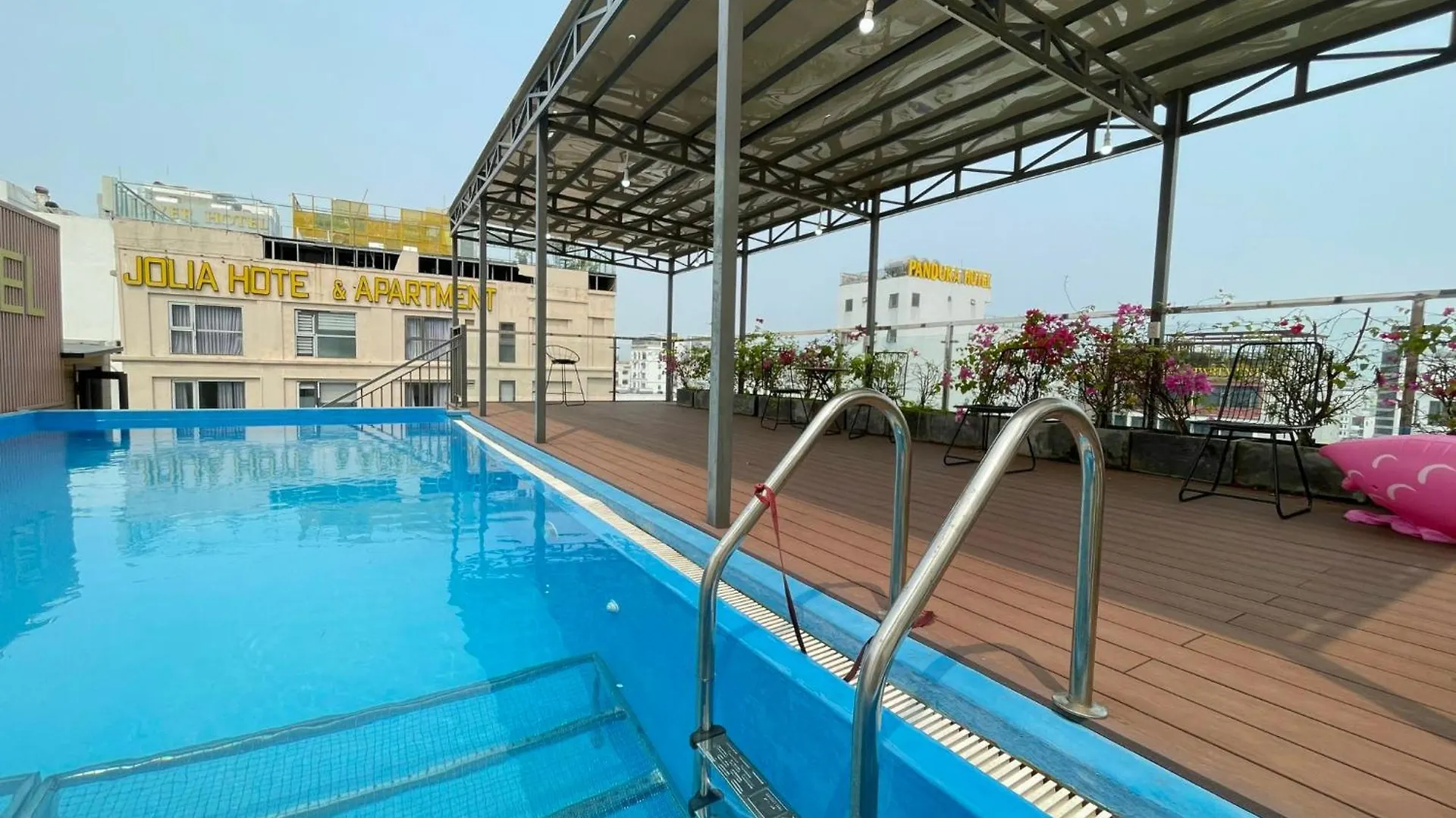 Hummer Hotel & Apartment Da Nang Beach 3*,  Vietnam