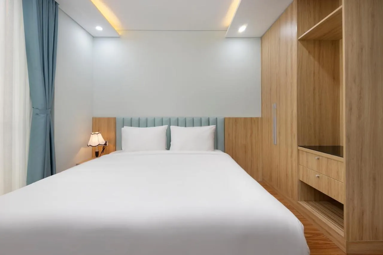 Hummer Hotel & Apartment Da Nang Beach